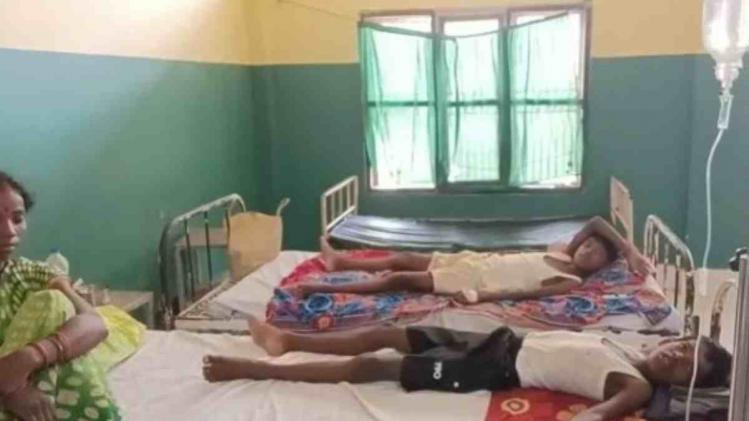 Assam: 40 students fell ill after food poisoning in Golaghat