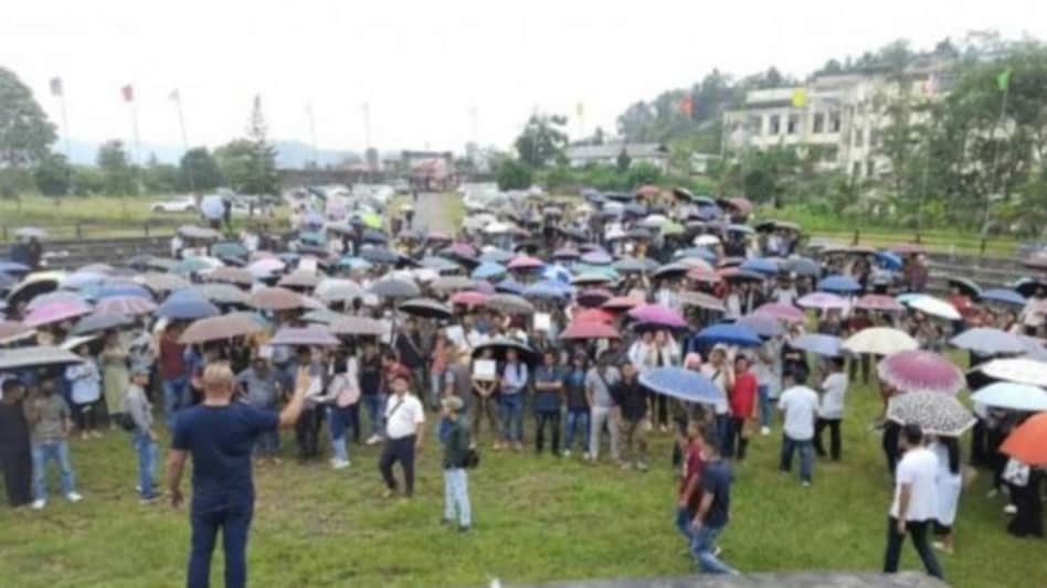 Nagaland's 1166 Adhoc teachers on hunger strike for service regulation