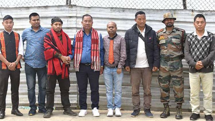 Konyak Union handing over KLO foreign secretary and seven cadres of the pro-scribed militant organisation to the officials of MHA (Picture credit: Nagaland Post)