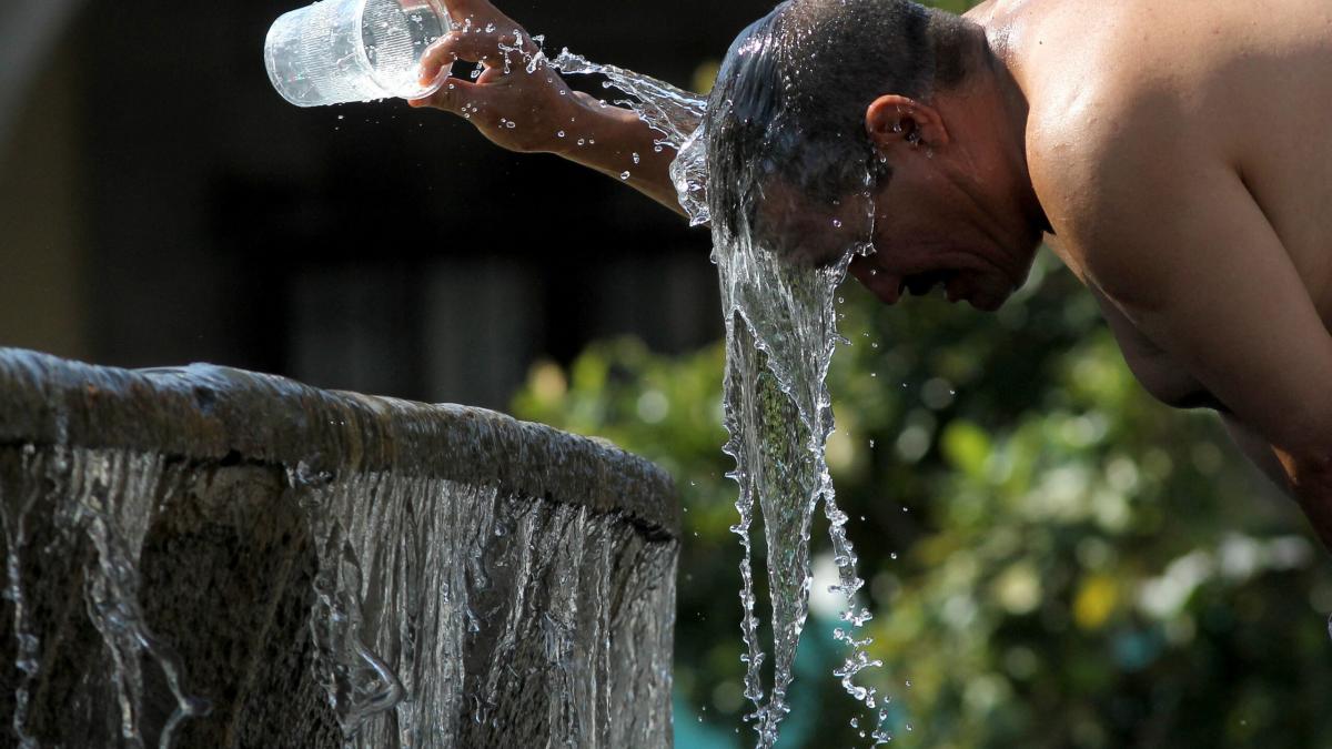 Mexico: Over 100 people die due to extreme heatwave as temperature soars  above 50 degree Celsius - Mexico: Over 100 people die due to extreme  heatwave as temperature soars above 50 degree Celsius -