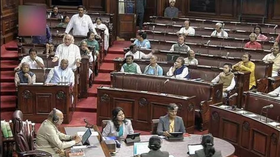 Central Government tables bill to remove CJI from committee to select Chief Election Commissioner - Central Government tables bill to remove CJI from committee to select Chief Election Commissioner -