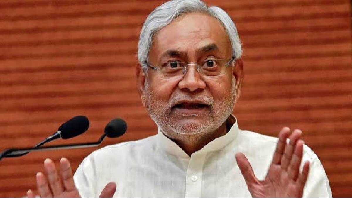 Nitish Kumar to join hands with BJP again, may take oath at 5 PM today