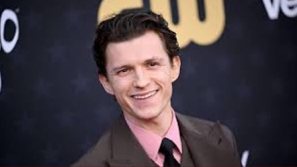 Tom Holland makes theatre comeback in Romeo and Juliet Tom Holland