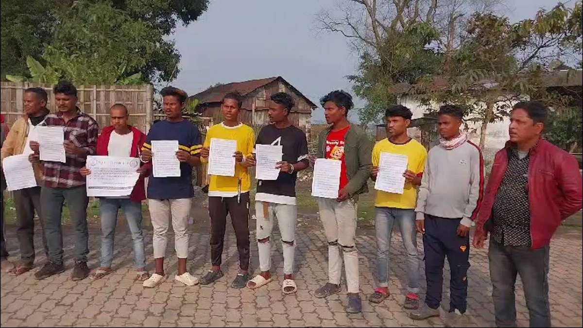 Assam: Adivasi student body holds protest, demands ST status for community