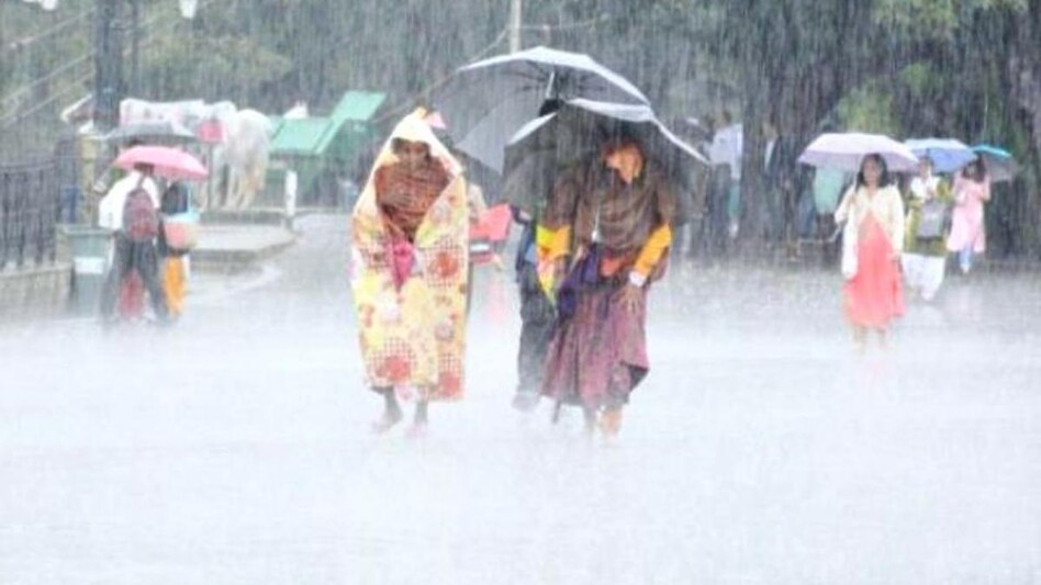 Up weather: उत्तर प्रदेश के इन जिलों में अगले 24 घंटे के दौरान भारी बारिश की संभावना , जारी हुआ अलर्ट Up weather: उत्तर प्रदेश के इन जिलों में अगले 24 घंटे के दौरान भारी बारिश की संभावना , जारी हुआ अलर्ट