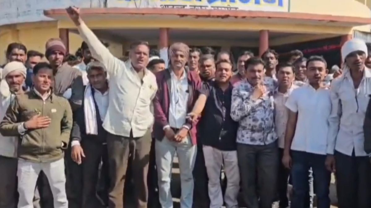 अधिकारियों की समझाइश