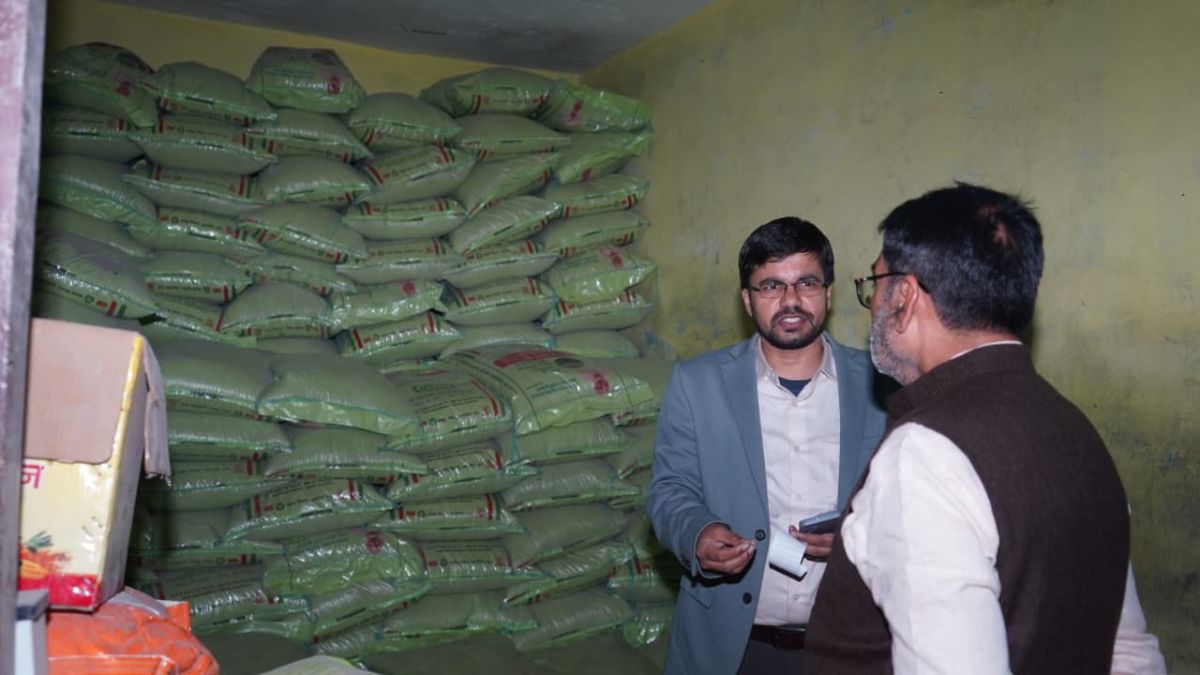 कैमूर के दुकानदार नाराज