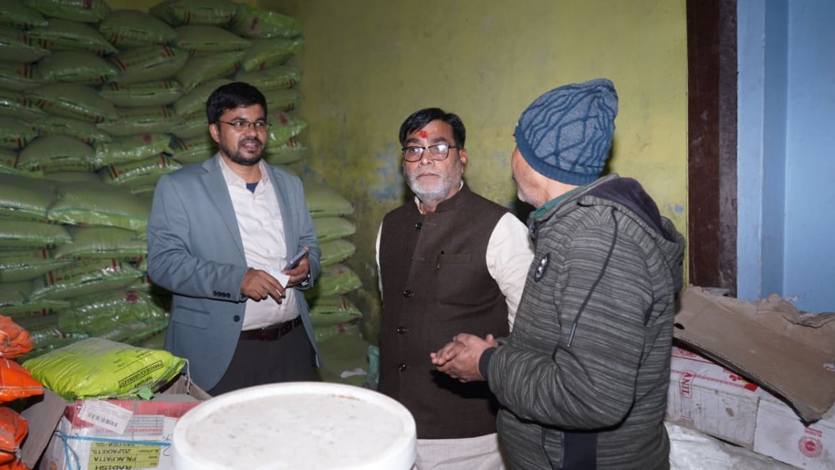 खाद उठाव बंद का फैसला