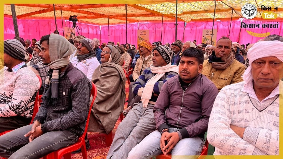 हाथरस के खेतों में खुशहाली और नई तकनीक की जानकारी लेकर पहुंचा किसान कारवां, देखें PHOTOS