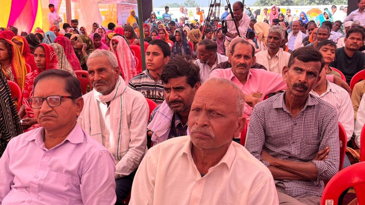 लखनऊ में किसान कारवां