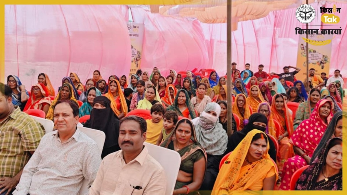 Photos: प्रतापगढ़ में सजा किसान कारवां मंच, किसानों को योजनाओं से लेकर आधुनिक खेती तक मिली अहम जानकारी