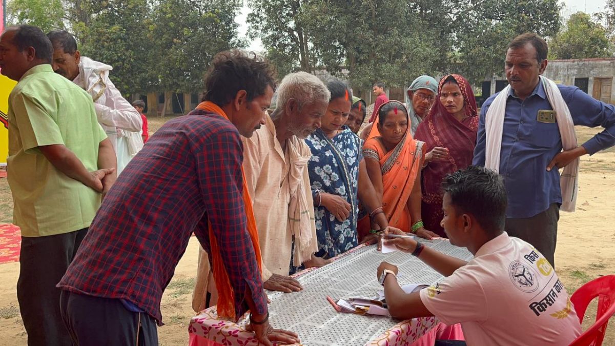 पशुपालन के साथ मुर्गी पालन भी करें किसान