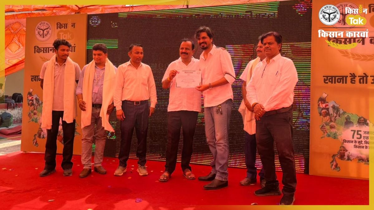 PHOTOS: ‘किसान कारवां’ का बिजनौर में 66वां पड़ाव, मिट्टी की सेहत पर वैज्ञानिकों ने दिए सुझाव