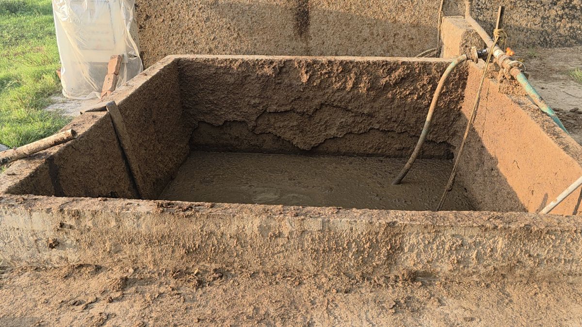 बायोगैस प्लांट में 3000 किलो गोबर का उपयोग