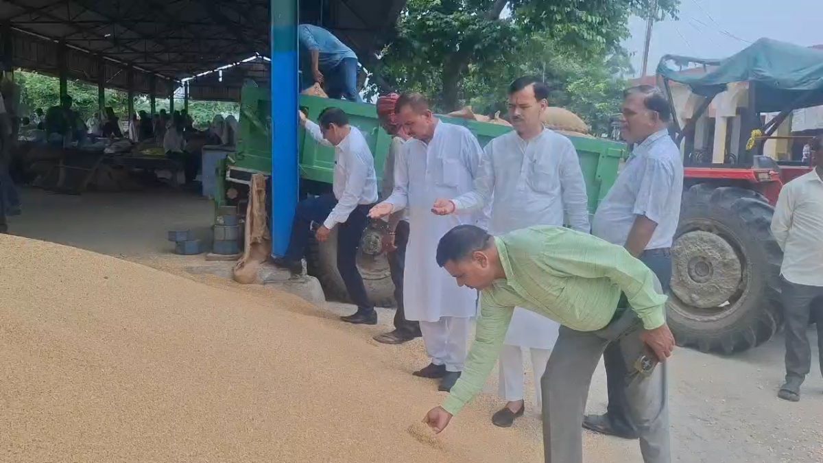 मंडी से डिजिटल बाजार तक पहुंचा किसान