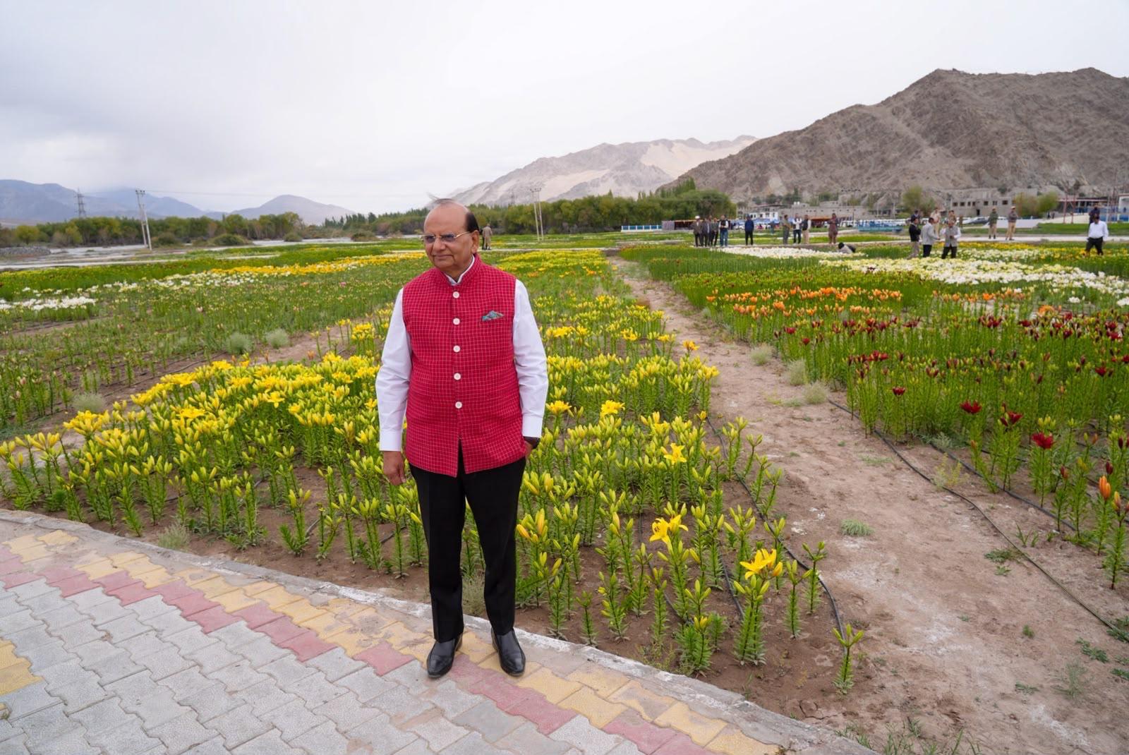 पर्यटन और खेती का अनोखा संगम