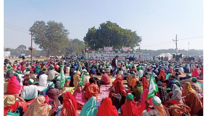 प्रयागराज में भारतीय किसान यूनियन अराजनीतिक की बैठक में आंदोलन का ऐलान किया गया है- Photo Kisan Tak