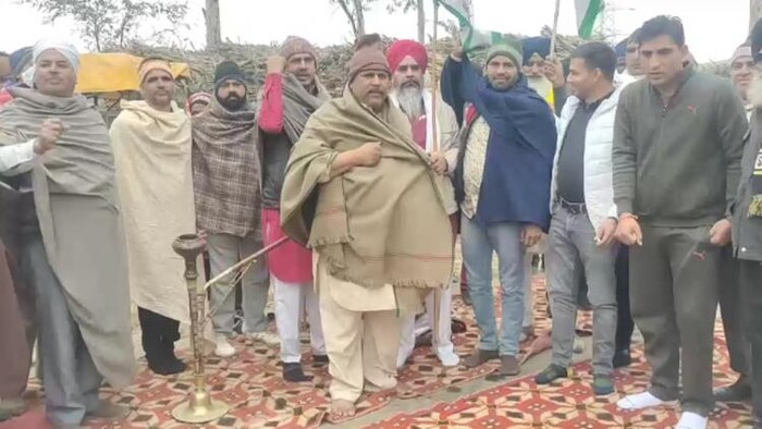 गन्ने का रेट बढ़ाने के लिए करनाल में किसानों का प्रदर्शन