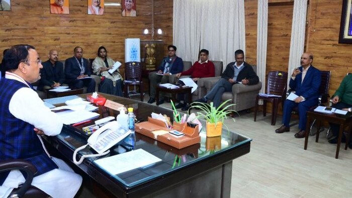 जी-20 के मेहमानों को देश के आदर्श गांव दिखाने की योजना पर बैठक में उपमुख्यमंत्री केशव मौर्य