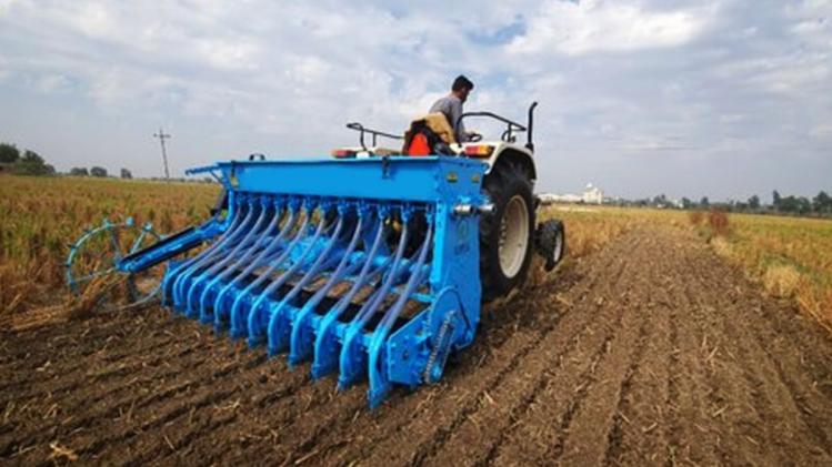 हरियाणा सरकार किसानों को सब्सिडी पर देगी 100 सुपर सीडर मशीन, यहां जानें कैसे उठा सकते हैं लाभ - subsidy on super seeder machines under crop residue management scheme in Haryana -
