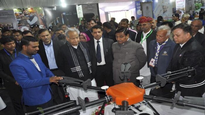 पाली जिले के जंबूरी में मॉडल स्टेट राजस्थान विकास प्रदर्शनी में प्रदर्शित ड्रोन. फोटो- DIPR