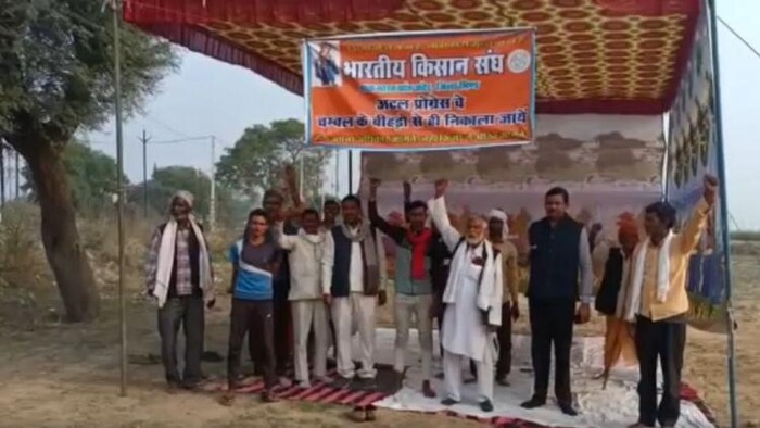 एक्सप्रेस-वे के खिलाफ भिंड में किसानों का विरोध प्रदर्शन