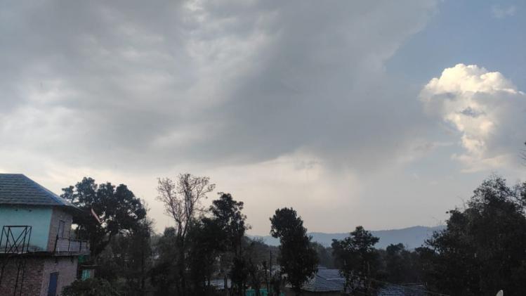 Weather News: पश्चिमी विक्षोभ के कारण बदल सकता है मौसम, उत्तर भारत में बारिश की संभावना