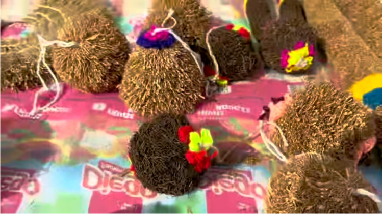 खस से बने हुए सामान