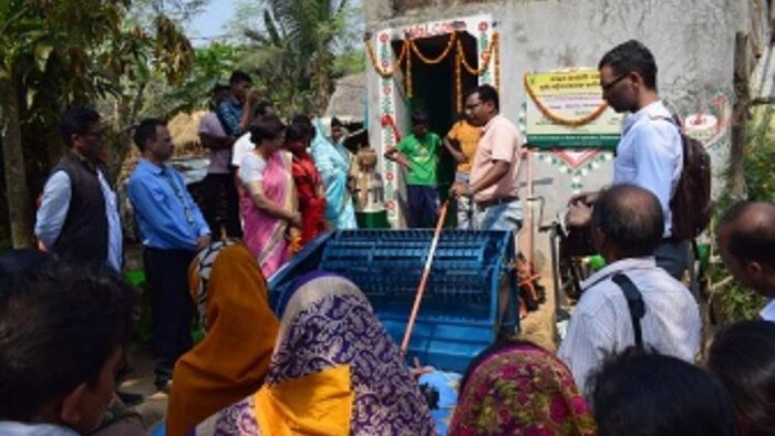 ICAR भुवनेश्वर द्वारा महिलाओं के नेतृत्व में कस्टम हायरिंग सेंटर लॉन्च