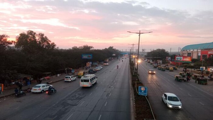 दिल्ली में मौसम साफ