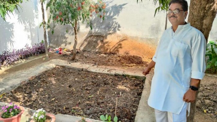 अग्निहोत्र भस्म से खेती करने वाले किसान पंकज मिश्र