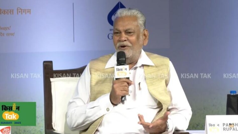 खेती किसानी के मुद्दों पर आधारित डिजिटल प्लेटफॉर्म 'किसान तक' का रूपाला ने किया उद्घाटन खेती किसानी के मुद्दों पर आधारित डिजिटल प्लेटफॉर्म 'किसान तक' का रूपाला ने किया उद्घाटन