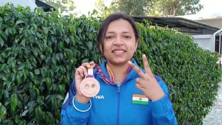 किसान की बेटी ने देश-प्रदेश का नाम किया रोशन, राइफल शूटिंग में जीता कांस्य पदक