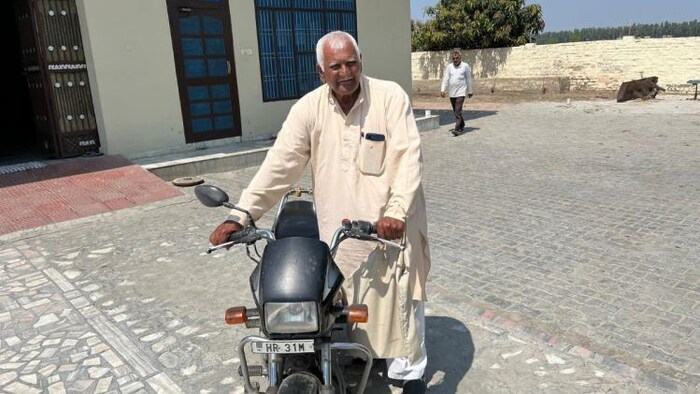 फसल बीमा की लड़ाई लड़ने वाले किसान सूरजमल. फोटो क्रेडिट- किसान तक