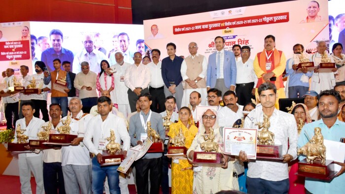 दुग्ध उत्पादन करने वाले 145 दुग्ध उत्पादक हुए पुरस्कृत