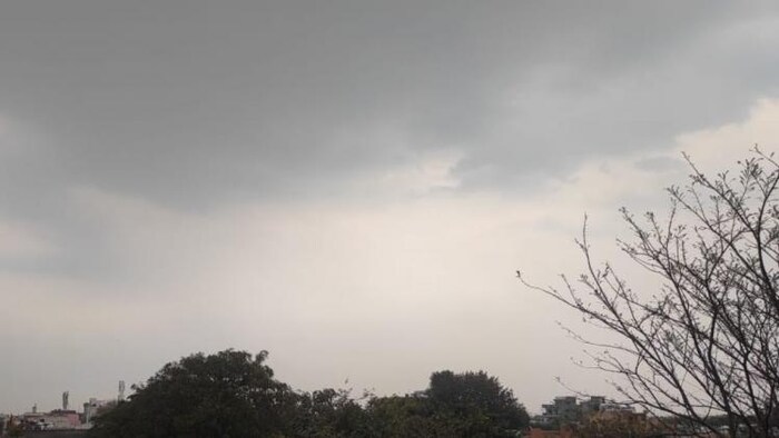 गर्मी के बीच एक बार फिर कई राज्यों में बारिश की संभावना