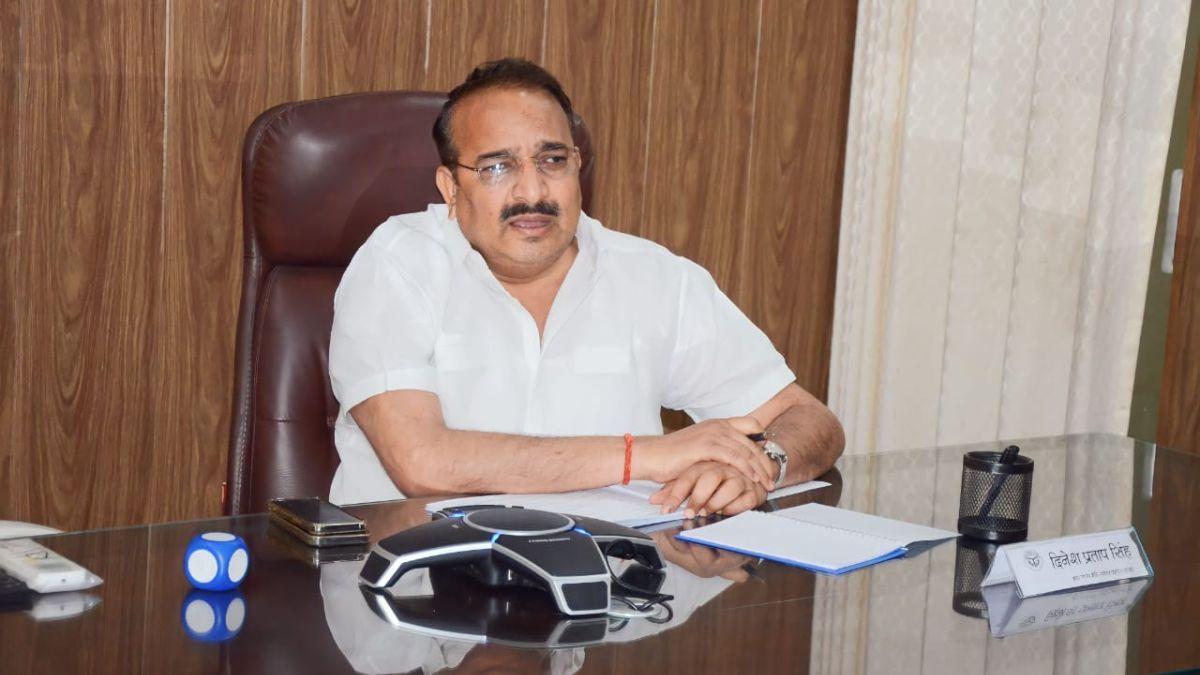 UP Horticulture : उद्यान विभाग में लंबित योजनाओं पर गुस्साए मंत्री, निदेशक से तलब की मॉनिटरिंग रिपोर्ट 