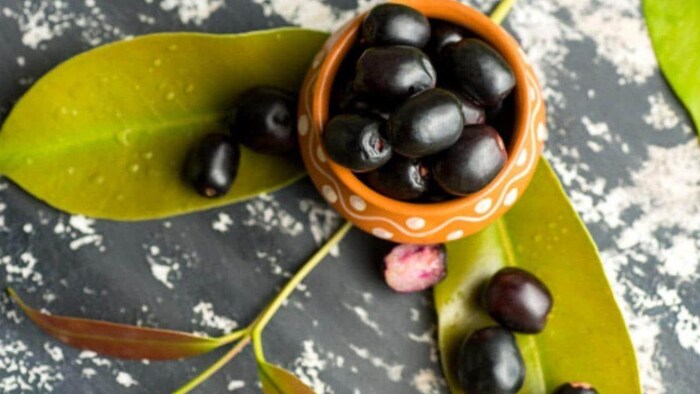 कई चमत्कारी गुणों से भरा है जामुन, फोटो साभार: (aaj tak)