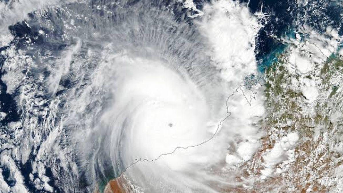 Cyclone Mocha:  क्या तबाही लाने वाला है तूफान मोका? इन राज्यों में हाई अलर्ट