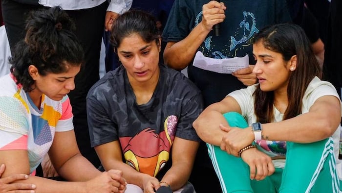 पहलवानों के समर्थन में संयुक्त किसान मोर्चा, फोटो साभार: (aaj tak)