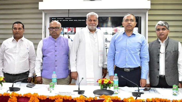 मछलीपालन को लेकर एनपीसी में आयोजित कार्यक्रम में केंद्रीय मंत्री परषोत्तम रूपाला. (Photo-Department of Fisheries).