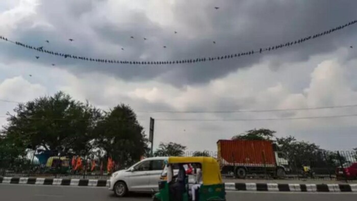 दिल्ली और उत्तर भारत के कुछ राज्यों में तेज बारिश के साथ आंधी की संभावना