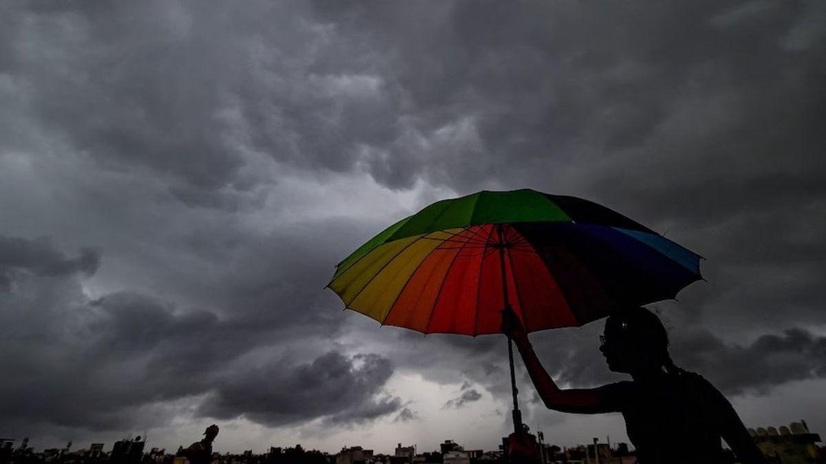 Weather: बस थोड़ा सा इंतजार, गर्मी से मिलेगी राहत, दिल्ली-यूपी समेत इन राज्यों में होगी झमाझम बारिश