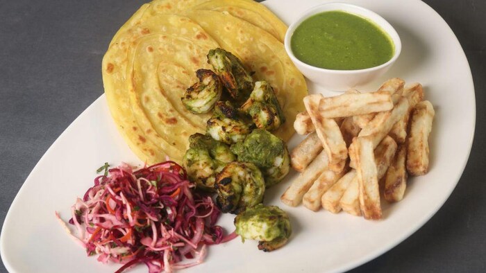 झींगा से बनी एक डिश. फोटो क्रेडिट-मनोज शर्मा