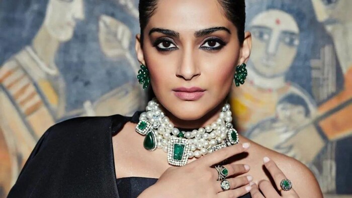 किसानों के समर्थन में उतरीं सोनम कपूर