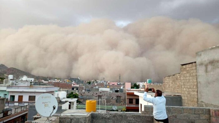 जैसलमेर में आंधी, तूफान की वजह से किसानों को हुआ नुकसान