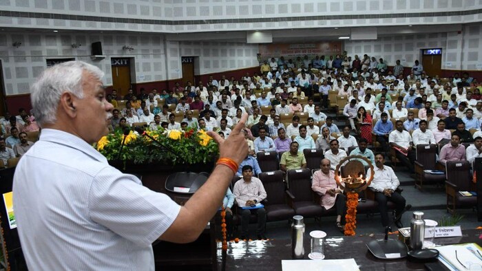 मुख्य सचिव दुर्गा शंकर मिश्रा ने बताया एग्री स्टैक के फायदे