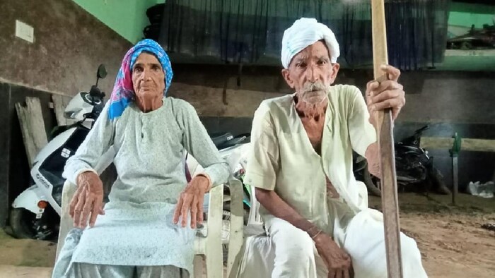 किसान भगवान सिंह और उनकी पत्नी फूला देवी