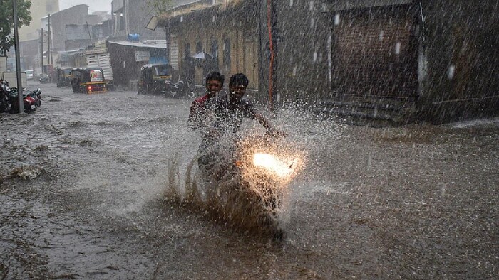 हिमाचल प्रदेश में बारिश से करोड़ों का नुकसान हुआ है