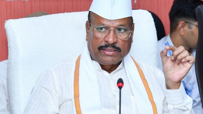 कृषि मंत्री अब्दुल सत्तार